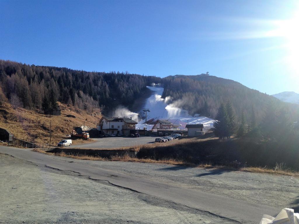 Hotel Sasso Nero à Chiesa in Valmalenco Extérieur photo